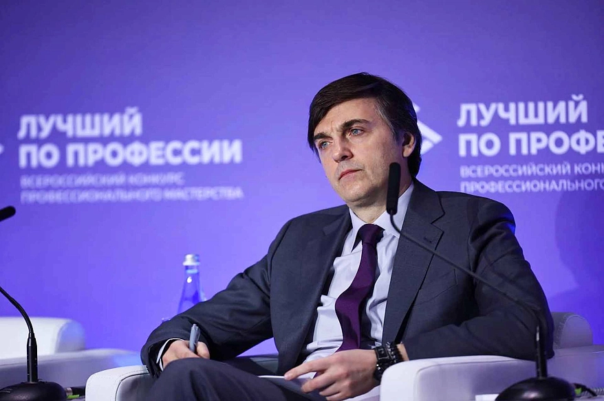 Около 63% девятиклассников выбирают среднее профессиональное образование